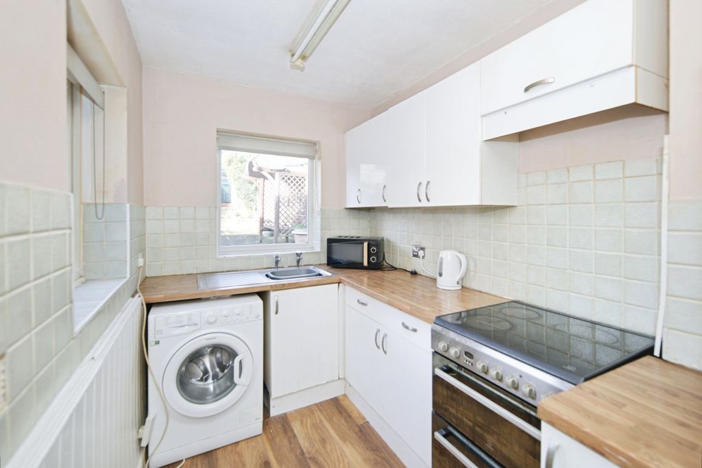 Property photo 3 of 17 Pbox-Img.Jpg