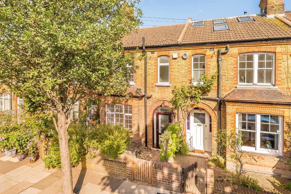 Property photo 1 of 7