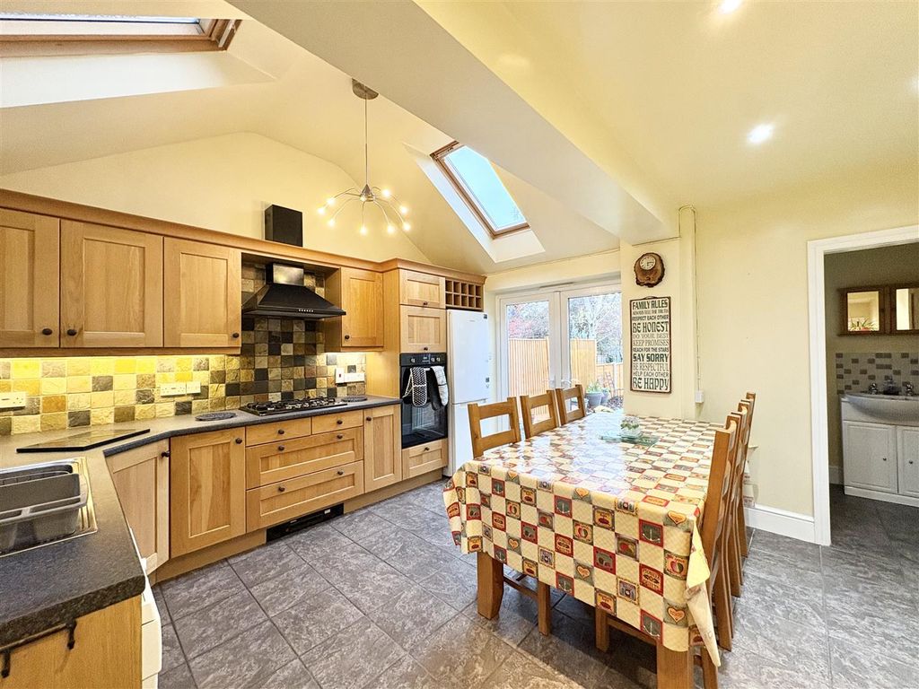 Property photo 2 of 23 Image00019.Jpeg