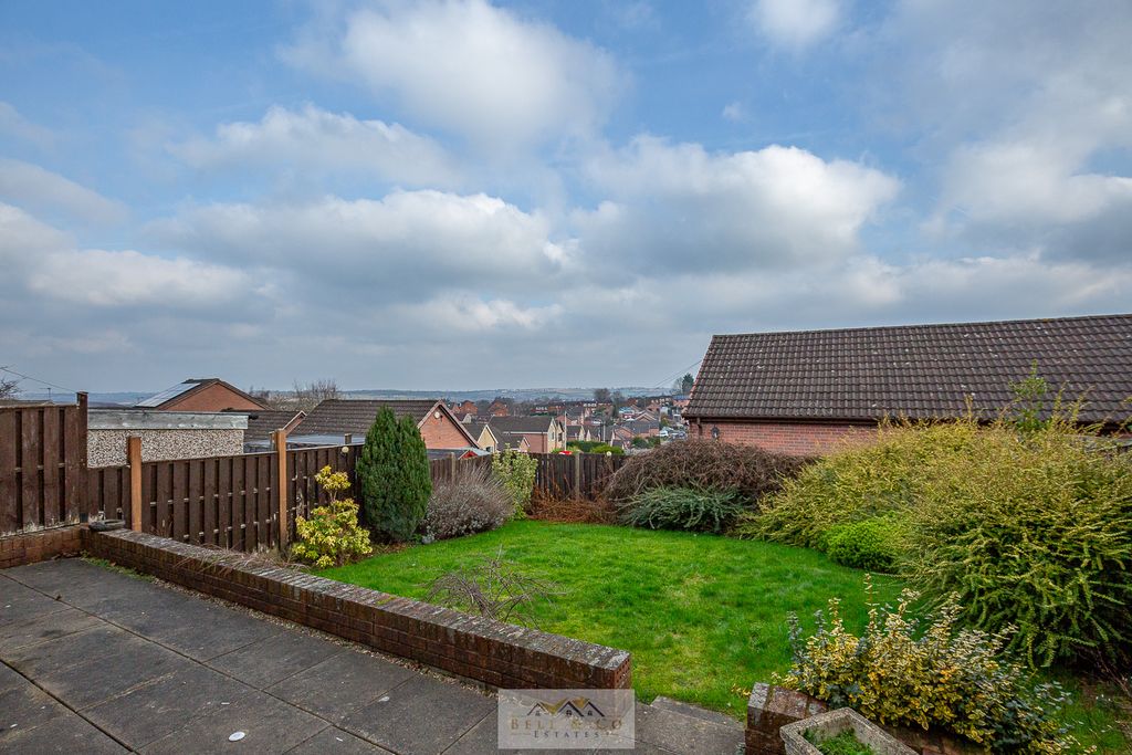 Property photo 2 of 25 Back Garden 1.1