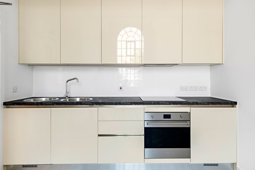 Property photo 3 of 11 Dsc_9648