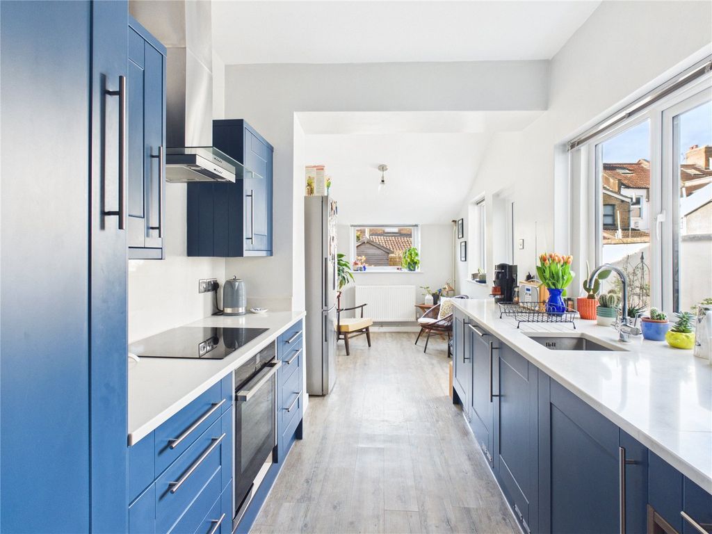 Property photo 1 of 20 Picture No. 34