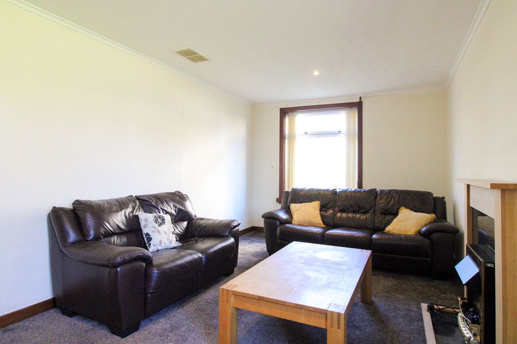 Property photo 3 of 12 Living Room