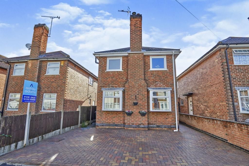 Property photo 1 of 32