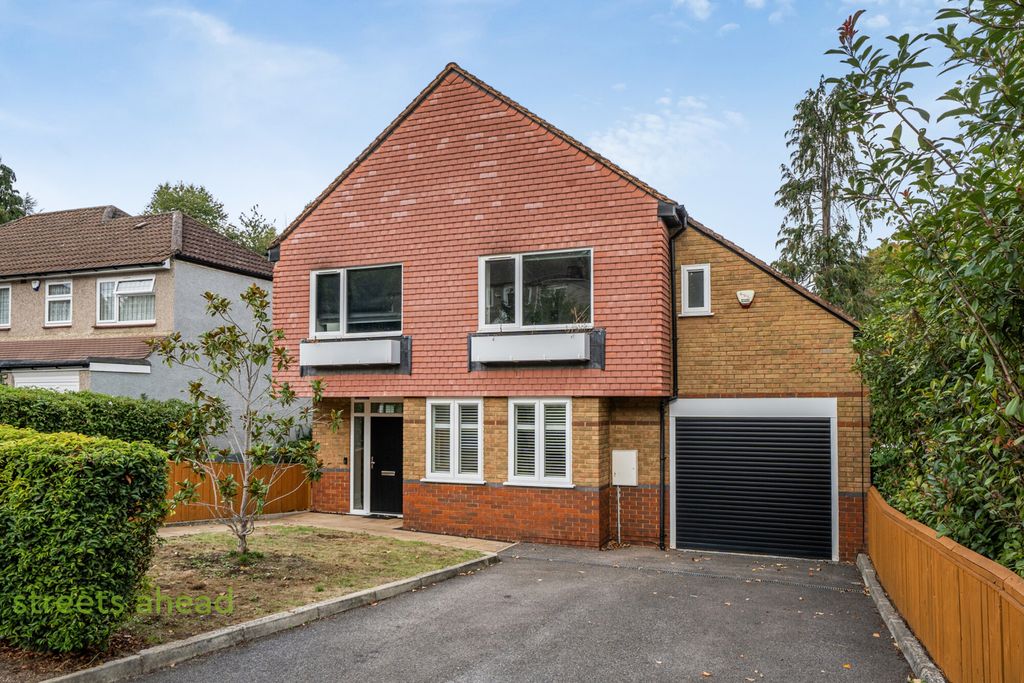 Property photo 1 of 18 87ba1E5E-8914-4Ab...