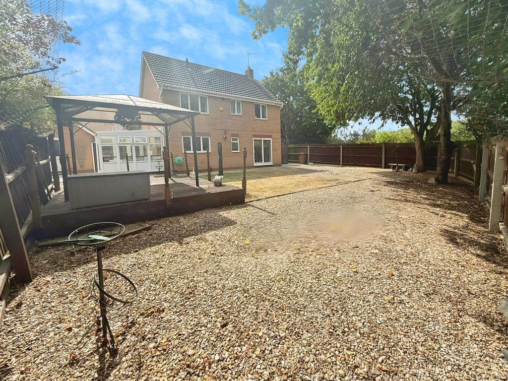 Property photo 3 of 13