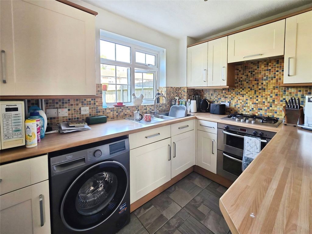 Property photo 2 of 9 Picture No. 04