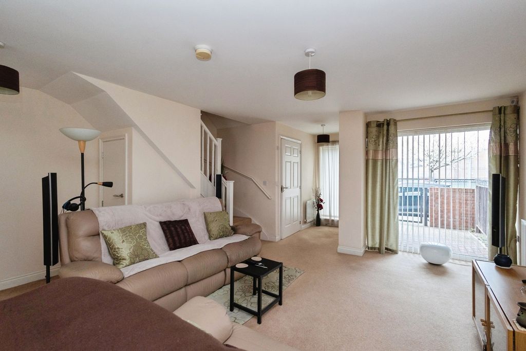 Property photo 3 of 23 Pbox-Img.Jpg