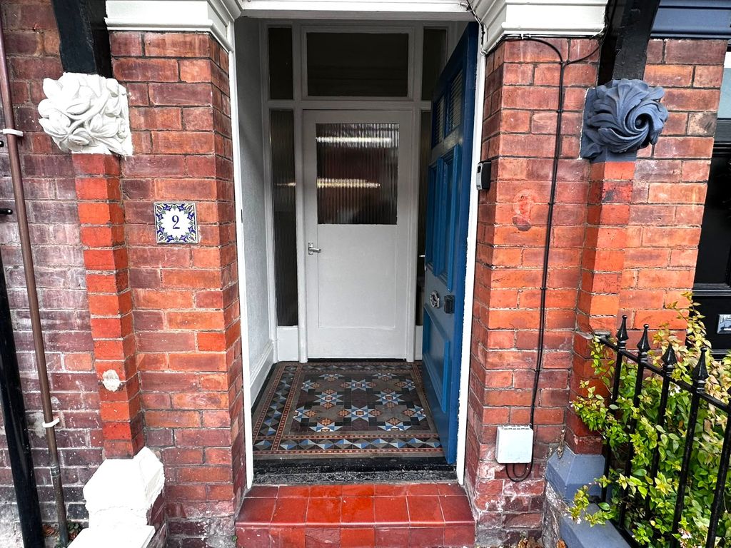 Property photo 3 of 11