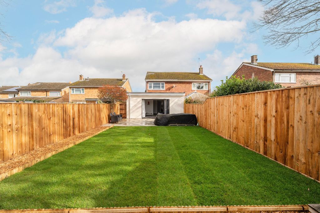 Property photo 2 of 18