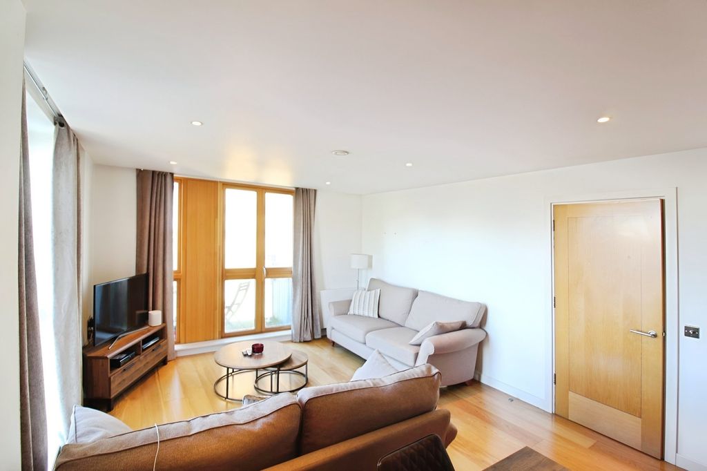 Property photo 3 of 12 Picture No. 26