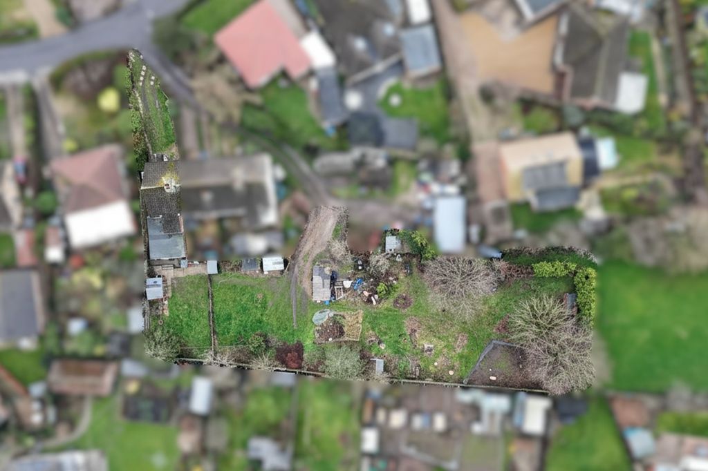 Property photo 2 of 23