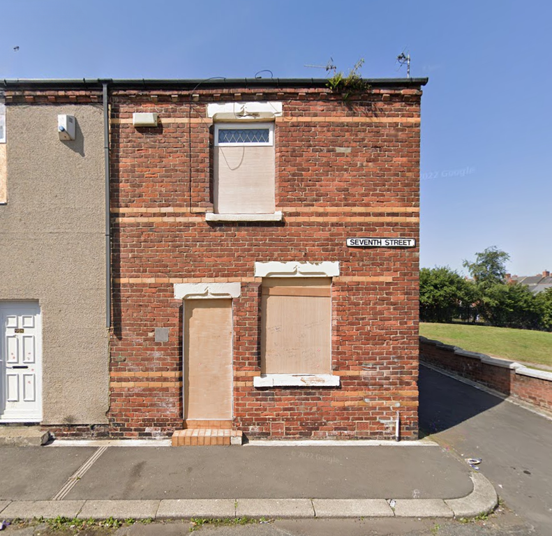 Property photo 1 of 2