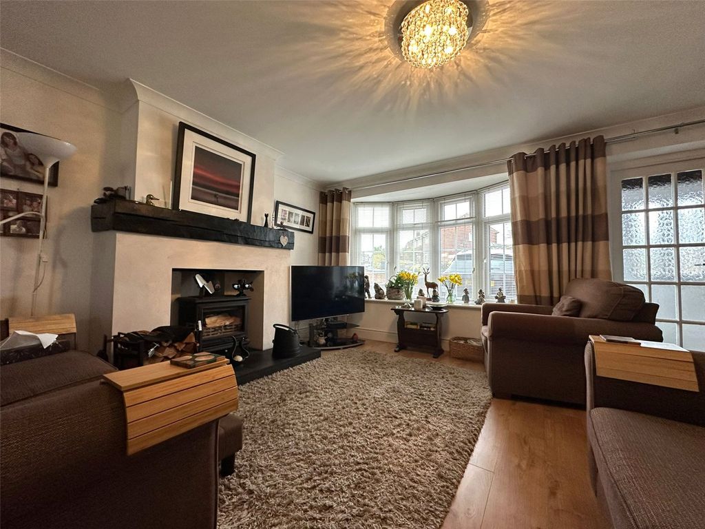 Property photo 2 of 31 Picture No. 23