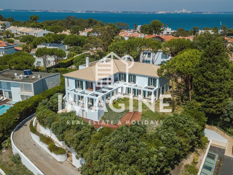 Property photo 1 of 126