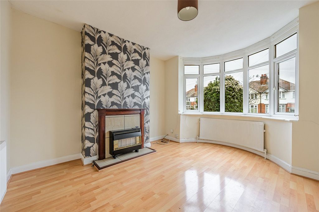 Property photo 2 of 24 Picture No. 03