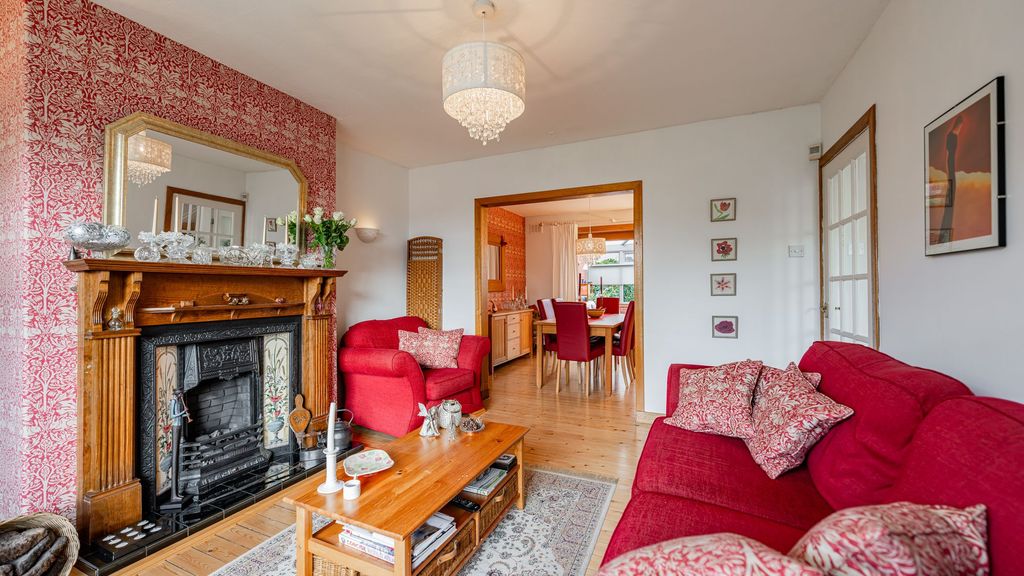 Property photo 3 of 21