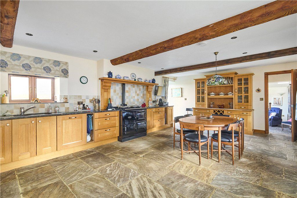 Property photo 3 of 24 Kitchen