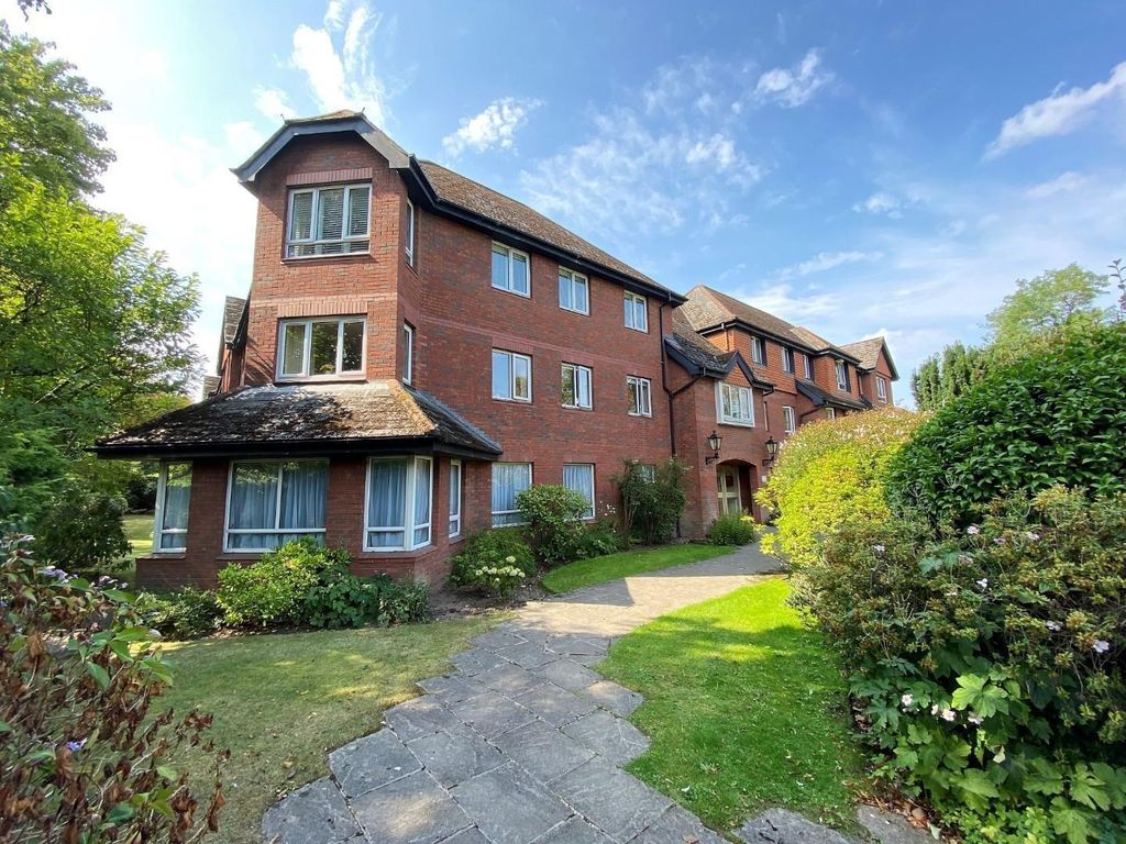 Property photo 1 of 18