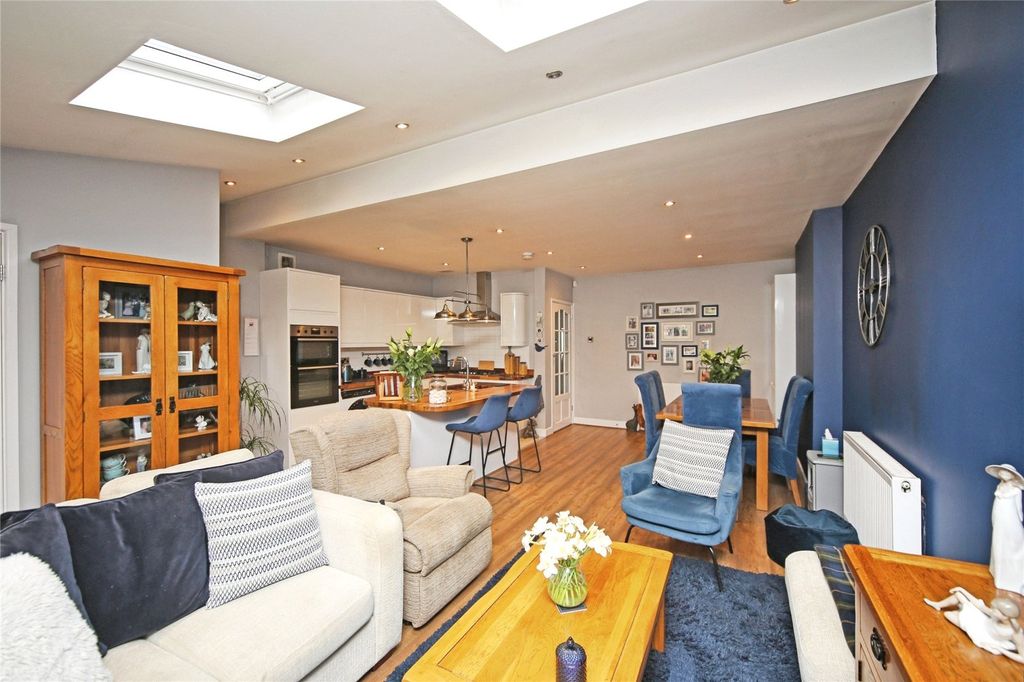 Property photo 3 of 29 Picture No. 09