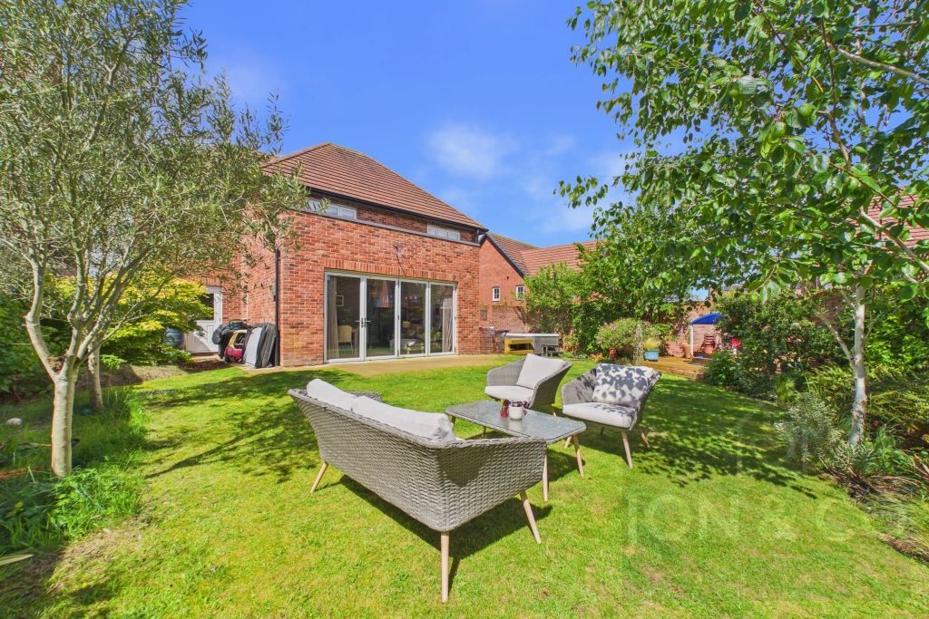 Property photo 2 of 25