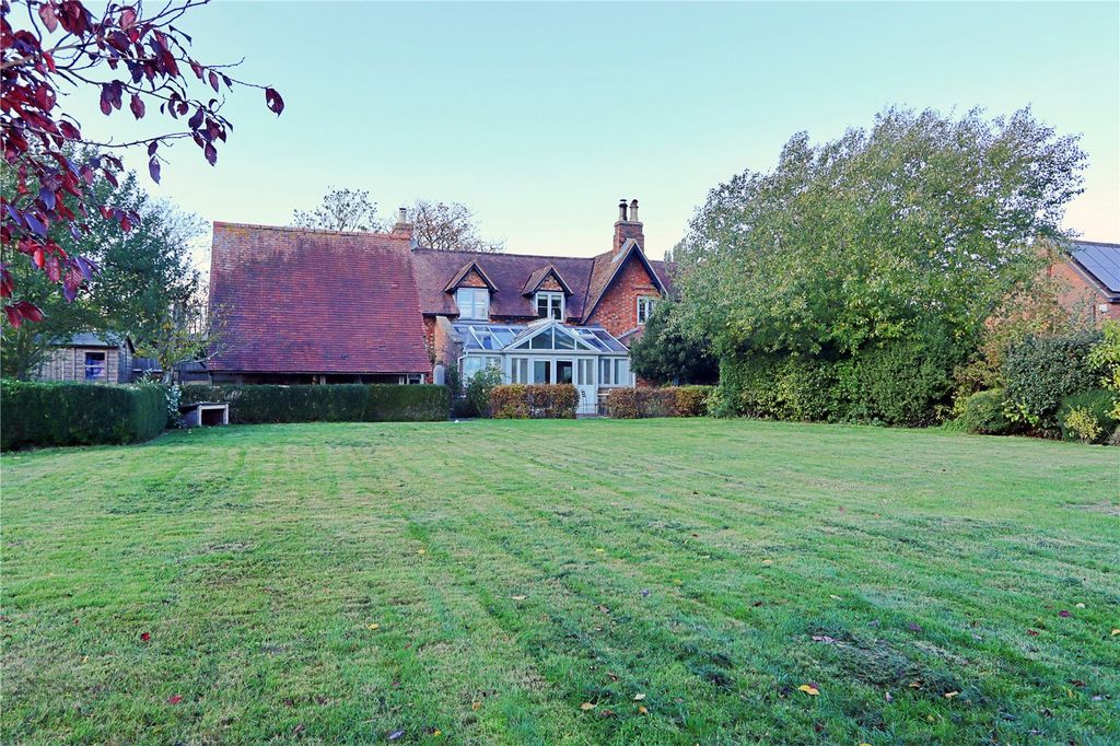 Property photo 2 of 25 Picture No. 04