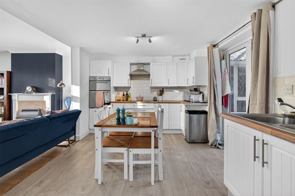 Property photo 3 of 12 Dsc_1570.Jpg