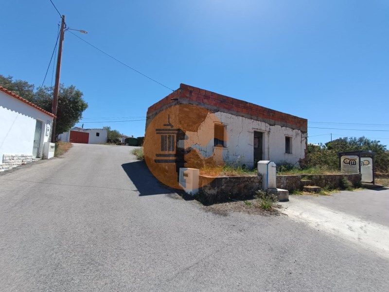 Property photo 1 of 50