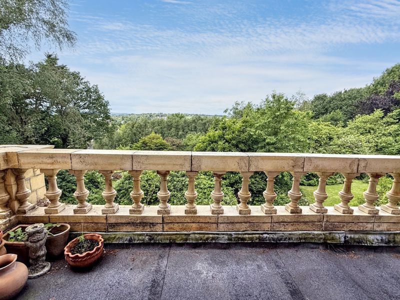 Property photo 1 of 13 Stunning Outlook