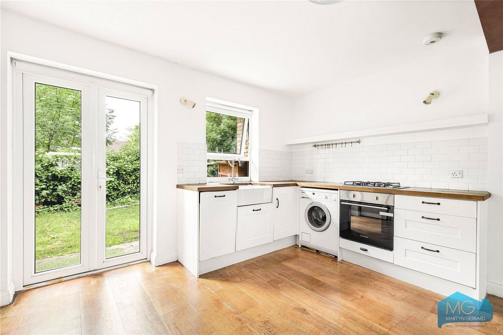 Property photo 2 of 16 Picture No. 02