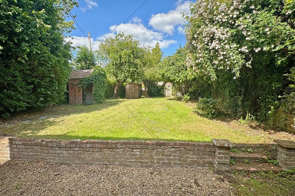 Property photo 3 of 24
