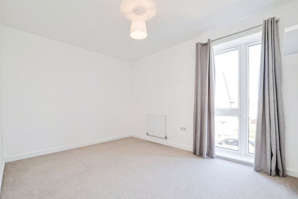 Property photo 3 of 22 Pbox-Img.Jpg