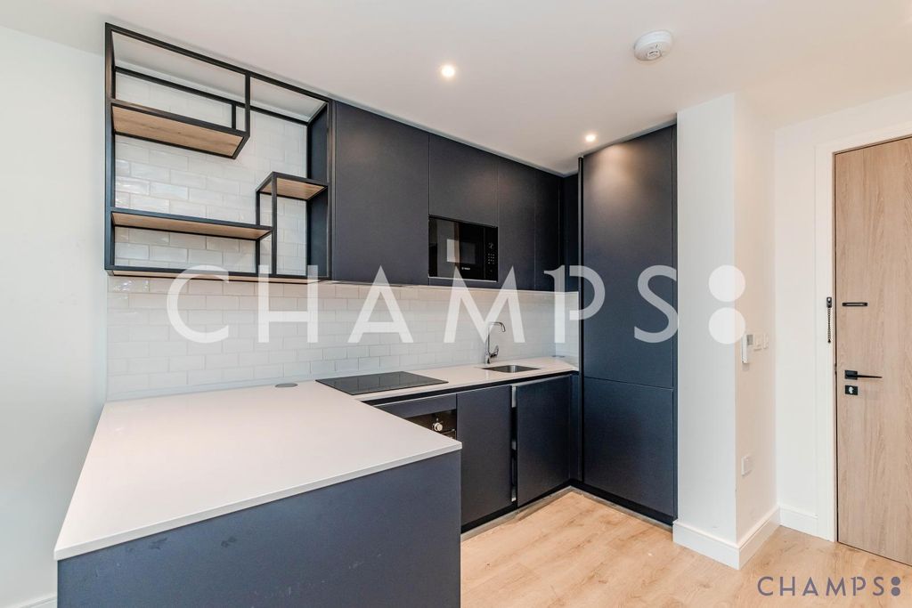 Property photo 2 of 18 Gallery