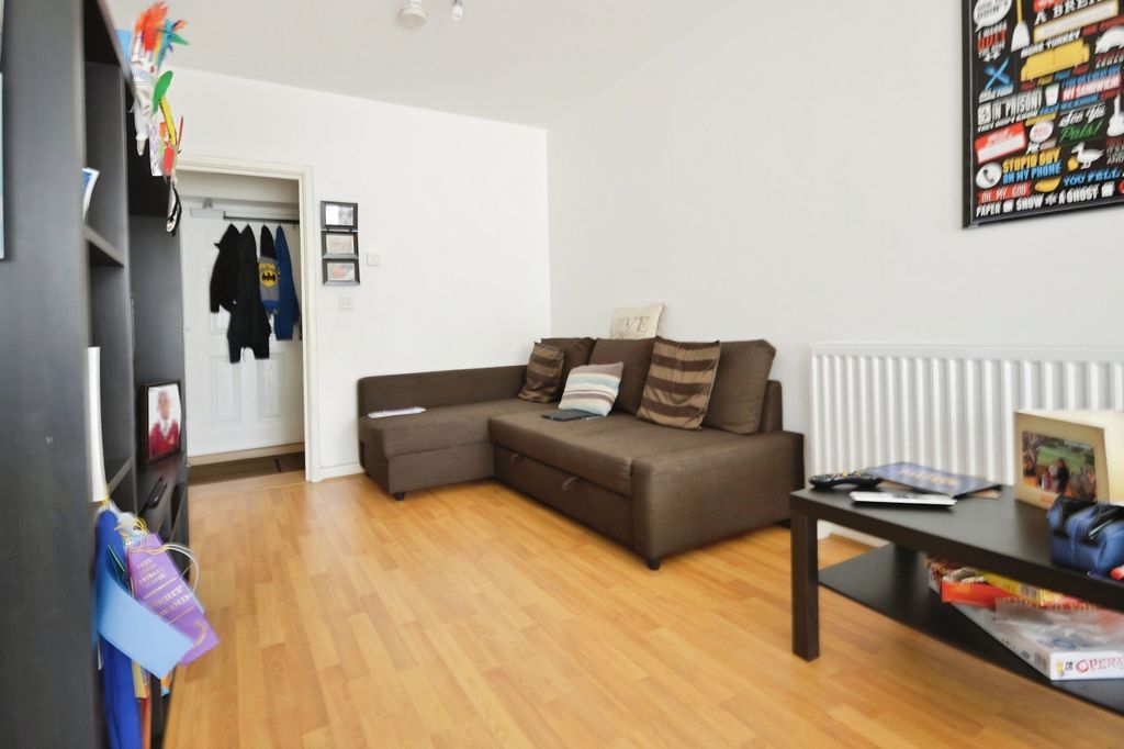 Property photo 3 of 6 26E4Ea5d-Fileacce...
