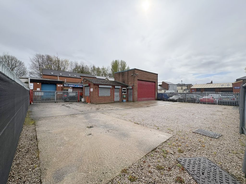 Property photo 1 of 12 Photo 1