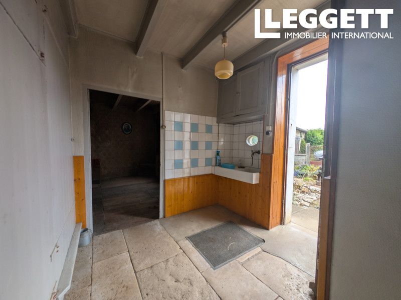 Property photo 3 of 10
