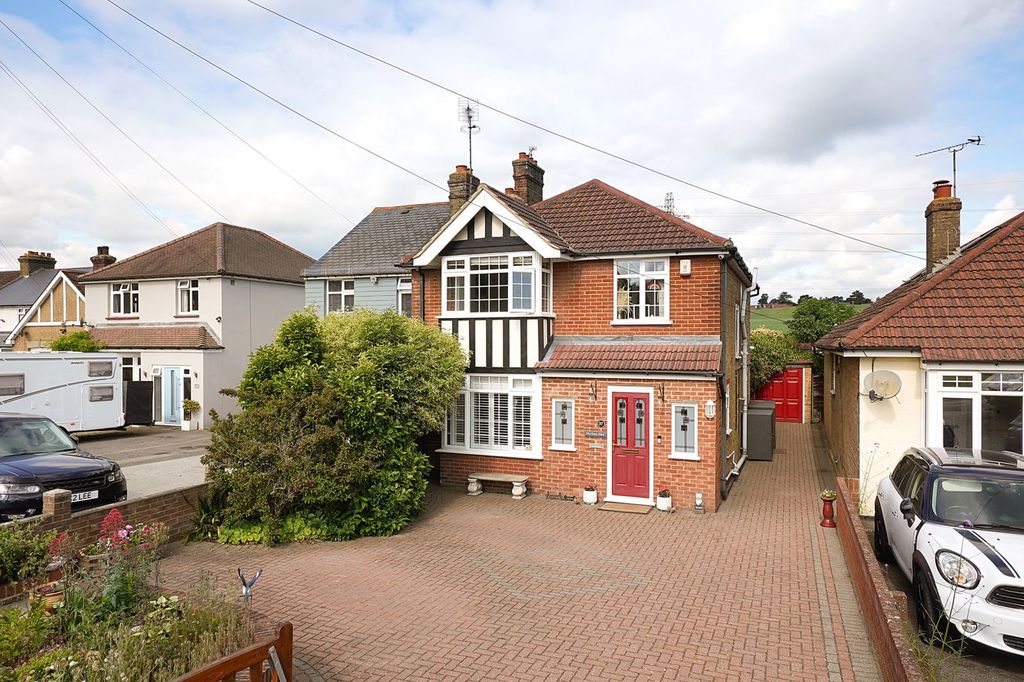 Property photo 1 of 38