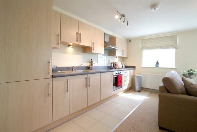 Property photo 2 of 6 Kitchen