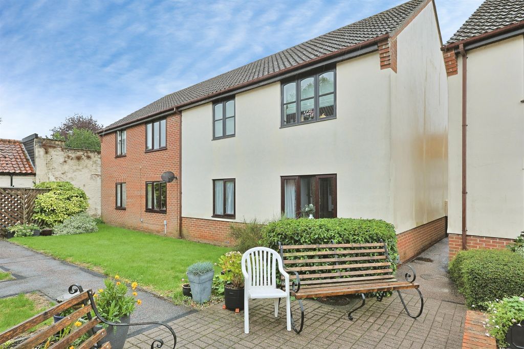 Property photo 3 of 11