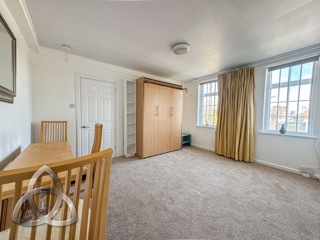 Property photo 1 of 19 Img_9323