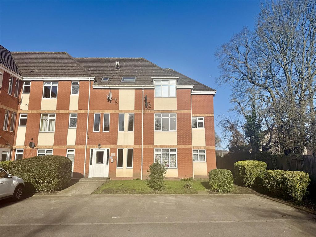 Property photo 1 of 6