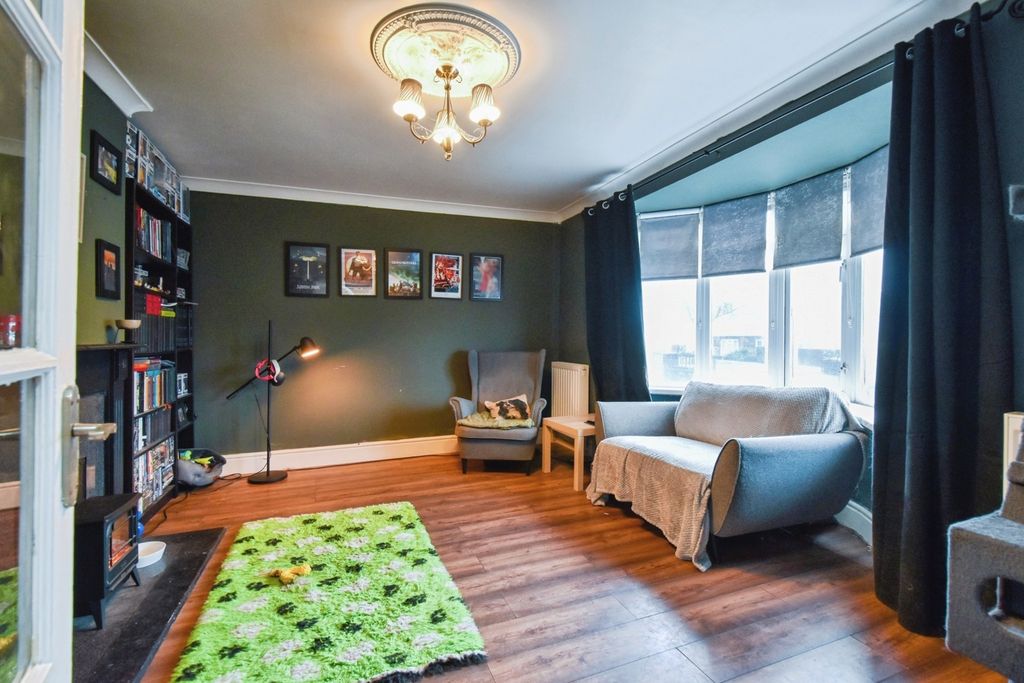 Property photo 2 of 17 Pbox-Img.Jpg