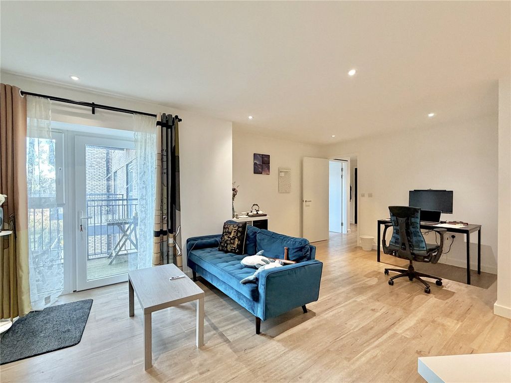 Property photo 1 of 9 Picture No. 02