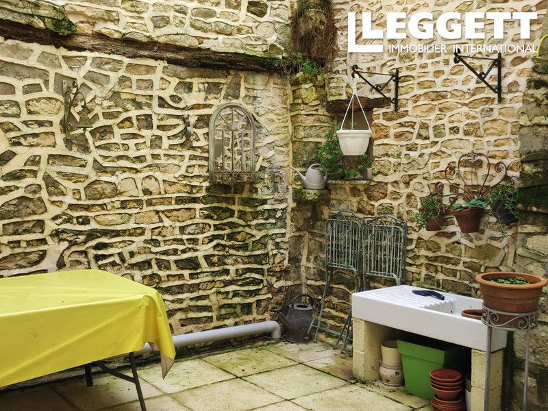 Property photo 3 of 10