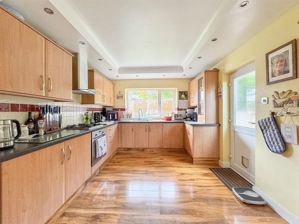 Property photo 3 of 24 Kitchen