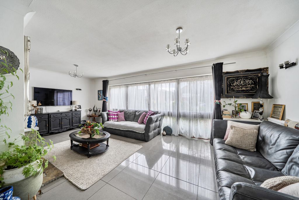 Property photo 2 of 17 1459860-13-6A0B1F...