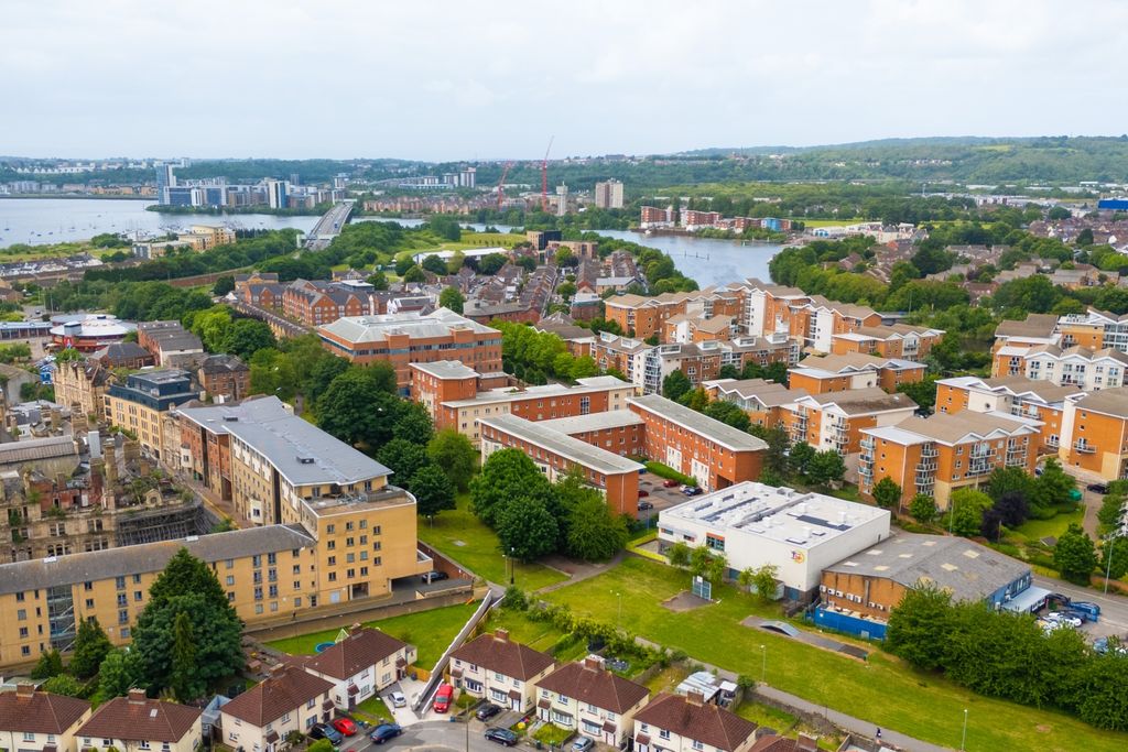 Property photo 1 of 16 Call 02920 454555 To Secure Your Viewing_3