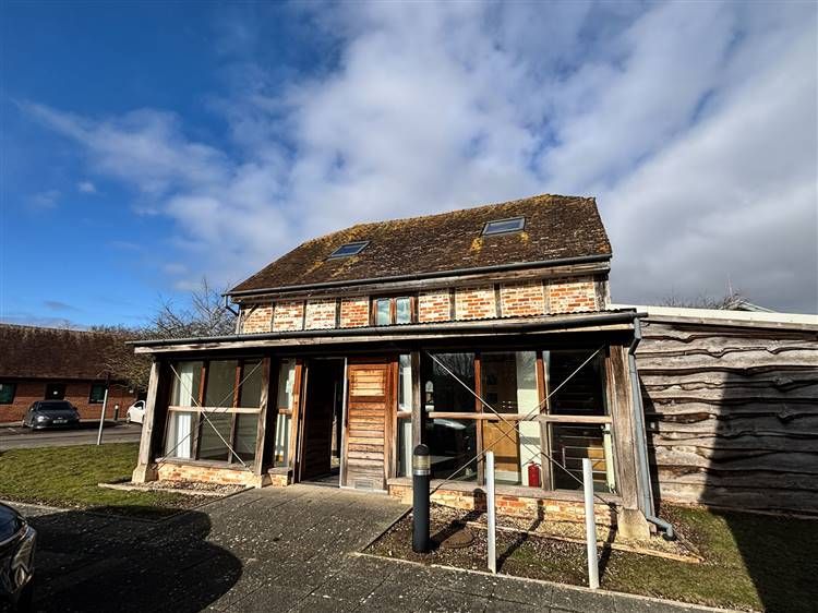 Property photo 1 of 3