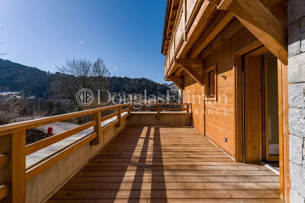 Property photo 1 of 15 Montriond - 5 Bedroom New Build Chalet