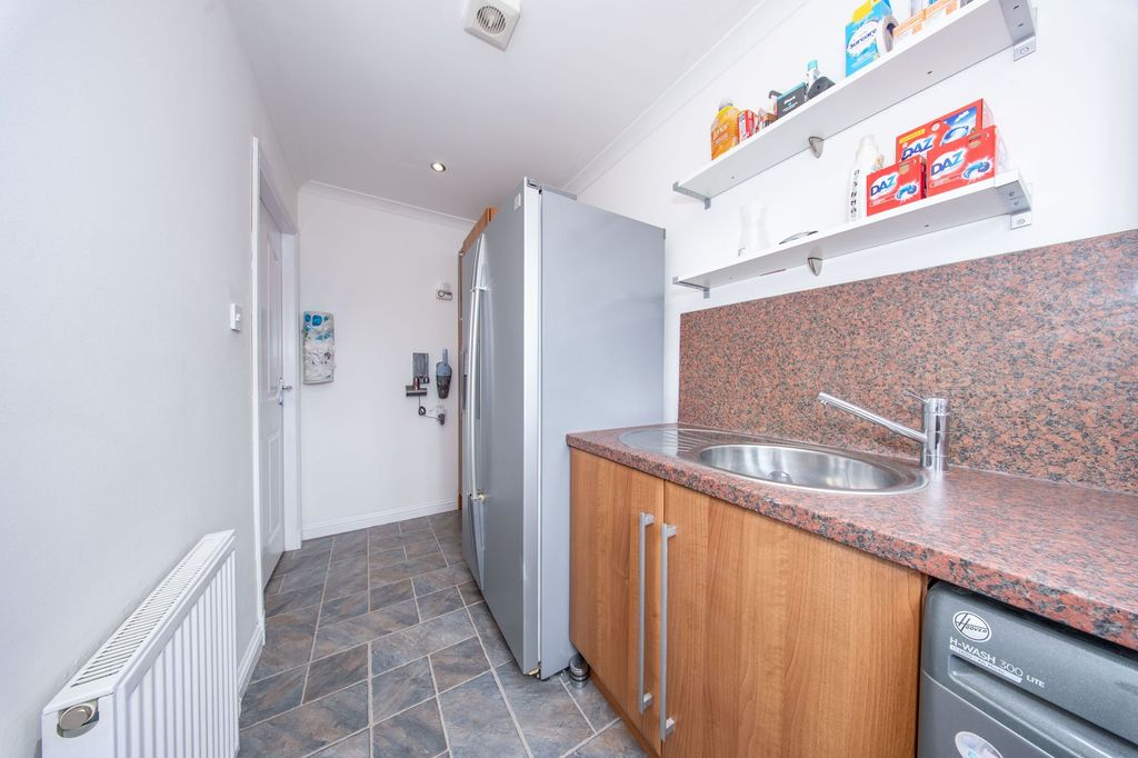 Additional image 10 of 4 bed detached house for sale2 Holmes Court, Broxburn EH52